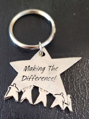 2002 Baudville Engraved Silver Star Keychain - "Making The Difference!" Award